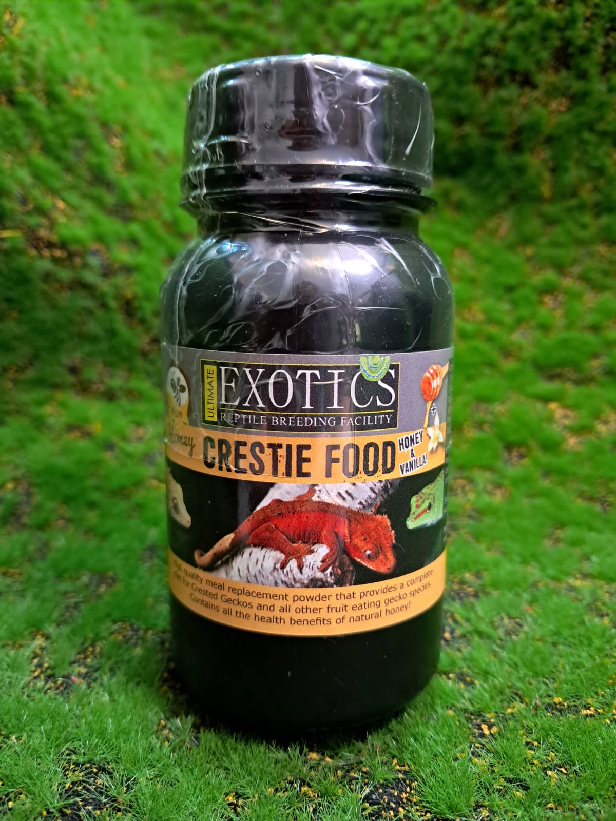Ultimate Exotics Crestie Food Honey & Vanilla complete diet for Crested geckos.